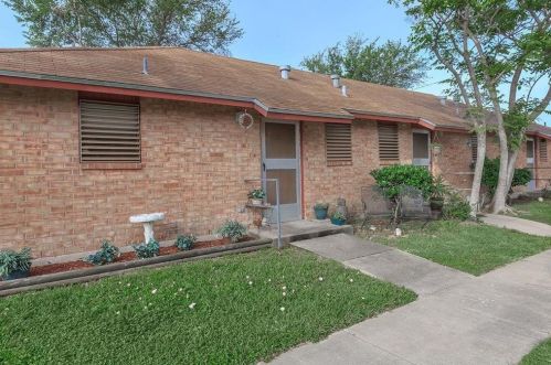 1757 Gollihar Rd, Corpus Christi, TX 78416-1800