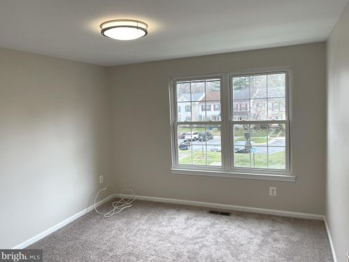 15034 Shamrock Ridge Rd, Silver Spring MD 20906-6107 exterior