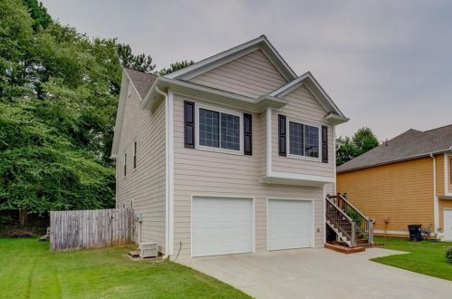 2121 Cumberland Creek Trl, Marietta, GA 30008-4461