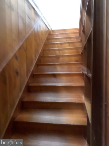 10607 Cavalier Dr, Silver Spring MD 20901-1628 exterior