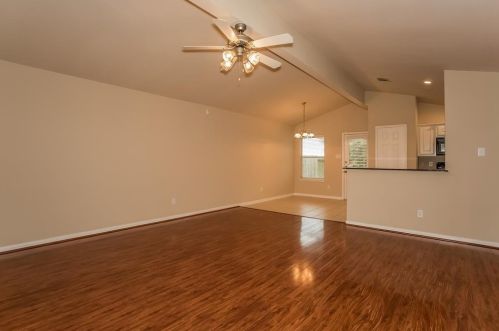 7206 Nettle Springs Ct, Richmond TX  77469-5568 exterior