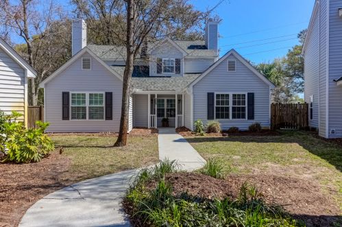 1330 Cassidy Ct, Mount Pleasant, SC 29464-4641