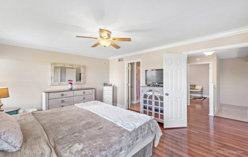 1151 Bradbury Cir, Carol Stream IL  60188-3903 exterior