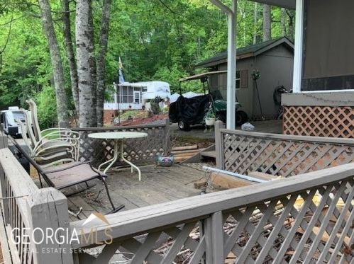 282 Camptown Trl, Cleveland, GA 30528-8611