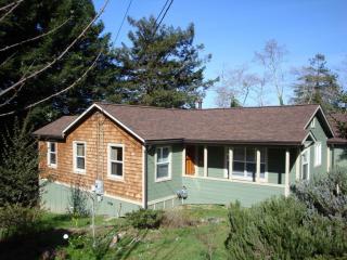 2687 Pacific Ct, Arcata, CA 95521-4931