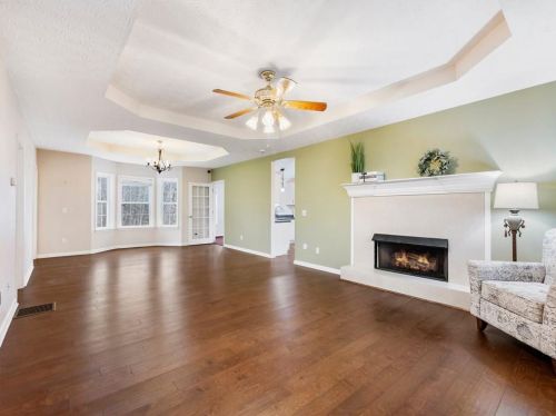 4615 Lakeview Ln, Gainesville, GA 30504-5341