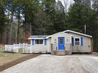 43 Spring St, Hillsboro, NH 03244-4527