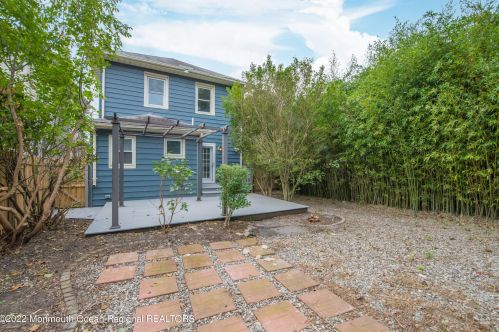 1545 Asbury Ave, Tinton Falls NJ 07712-6102 exterior