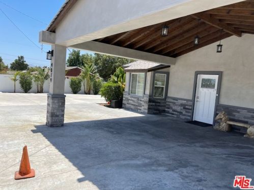 4079 Scholes Ave, Riverside, CA 92509-2937