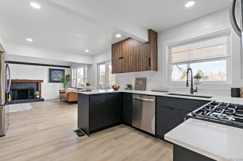 6703 Locust Ct, Englewood CO  80112-1007 exterior