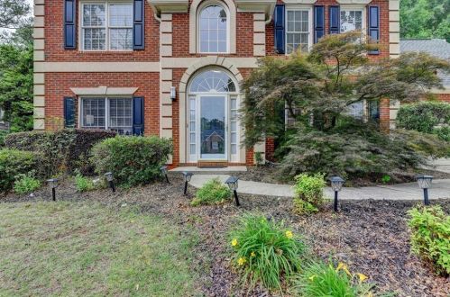 2154 York River Way, Suwanee, GA 30024-3242