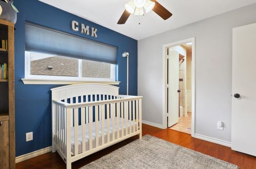 1932 Chesham Dr, Carrollton TX 75007-2403 exterior