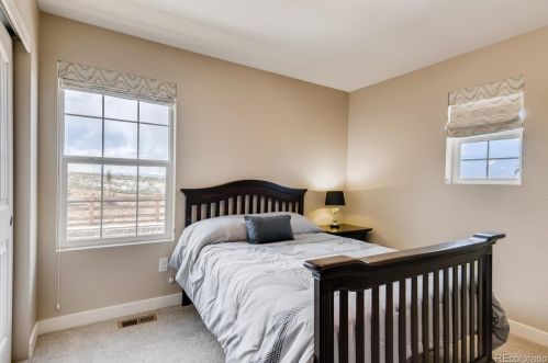 7631 Winnipeg St, Denver CO  80016 exterior