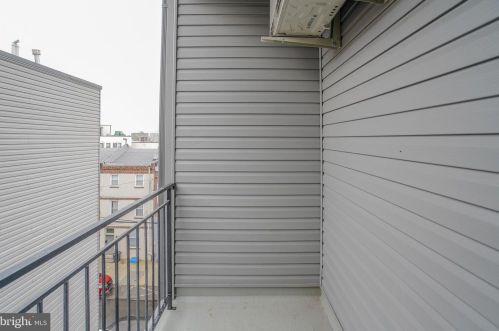 1503 Front St, Philadelphia PA 19147-0055 exterior