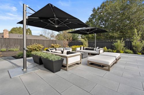 1575 Grant Rd, Los Altos CA  94024-6149 exterior