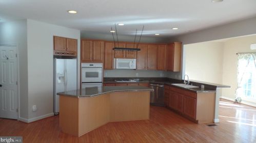 43241 Cavell Ct, Leesburg, VA 20176-6452