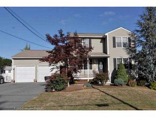 40 Colony St, Cranston, RI 02920-2107