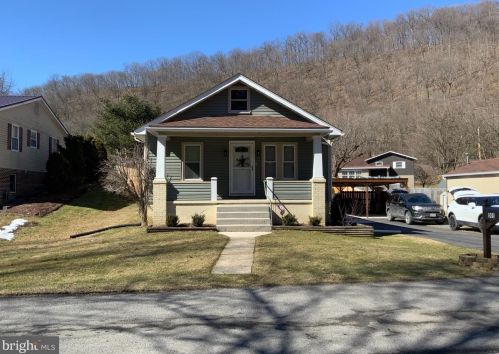 505 Braddock St, Cumberland, MD 21502-7004