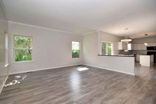 364 Messenger Cir, North Aurora IL  60542-1805 exterior