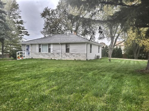 2800 Atlantic Ave, Waukegan, IL 60085-1586