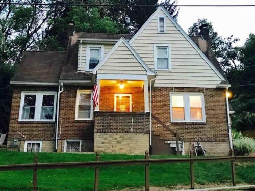 4 Hillside Dr, White Hall, WV 26554-2446