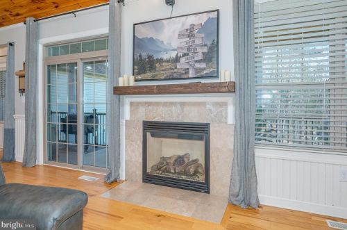 487 Vixen Ln, Gerrardstown WV  25420-4459 exterior