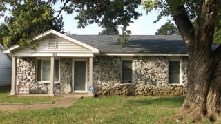 1189 Pelican Ln, Memphis, TN 38109-3527