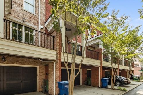 206 Montag Cir, Atlanta GA  30307-5504 exterior