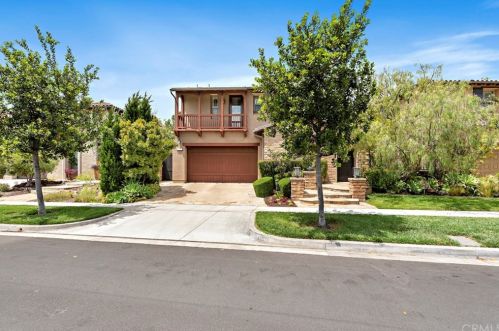 27 Deer Trak, Irvine, CA 92618-8812