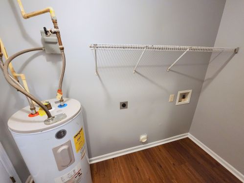 6189 Homestead Rd, Rex GA 30273-1530 exterior