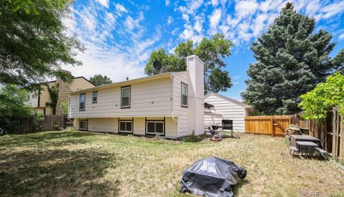 978 Salida St, Denver CO  80017-3205 exterior