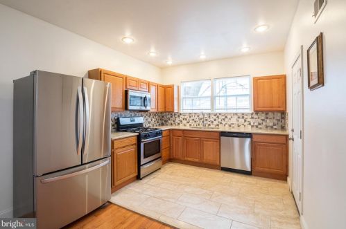 1324 31st St, Philadelphia PA  19146-3401 exterior