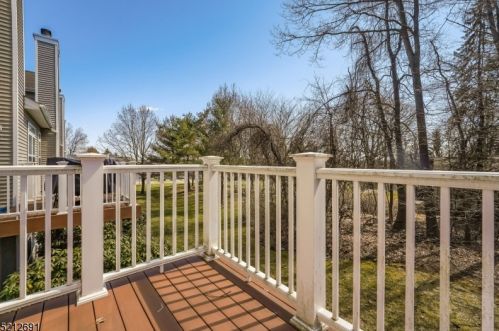 11 Sycamore Ln, Dover NJ  07869-3704 exterior