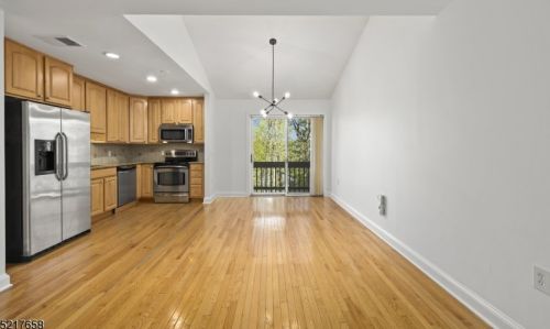 145 Marion Dr, Town Center NJ  07052-3301 exterior