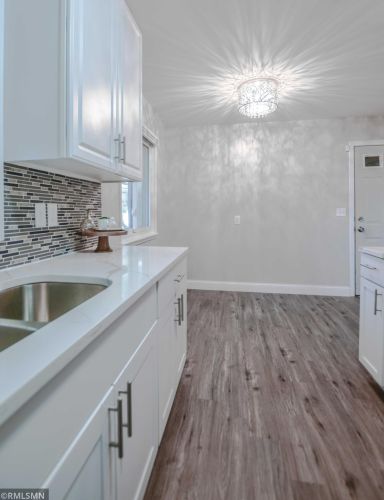 11316 Heights Dr, Minneapolis MN  55433-3528 exterior