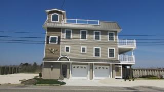 1312 Commonwealth Ave, Strathmere, NJ 08248