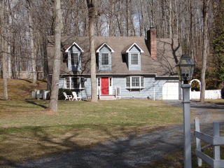 248 River Oak Dr, Thomas Bridge, VA 24354-6004
