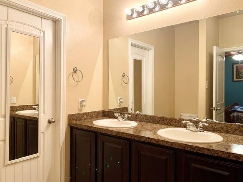 2513 Clarks Mill Ln, Fort Worth TX  76123-2621 exterior