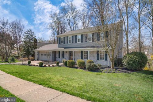 2609 Deepford Dr, Woodbridge, VA 22192-1602