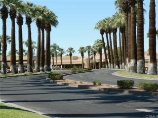 76664 Hollyhock Dr, Palm Desert CA  92211-7457 exterior