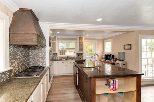 3544 Hoover St, Riverside CA  92504-3956 exterior