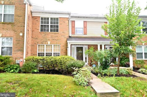 5209 Winding Star Cir, Columbia, MD 21044-5905