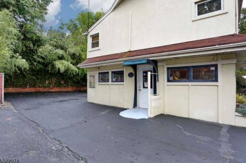 234 Mclean Blvd, Paterson, NJ 07504-1021