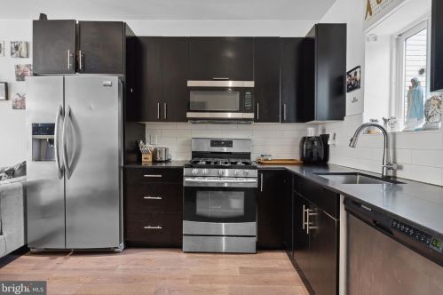 1648 4 St, Philadelphia PA 19148-1802 exterior