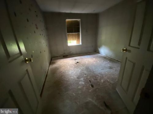 204 Passaic St, Trenton NJ 08618-4650 exterior