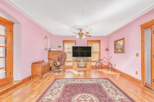 411 J St, Los Banos CA 93635-4142 exterior