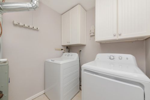 235 Bristol Ct, Lemont IL  60440-1684 exterior