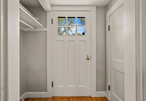 510 Sherburne Rd, Portsmouth, NH 03801-4728