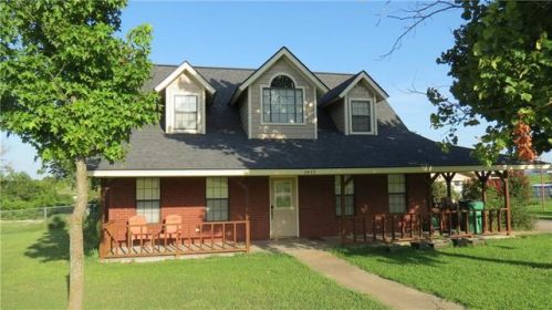1055 Preston Ln, Dublin, TX 76446-1005