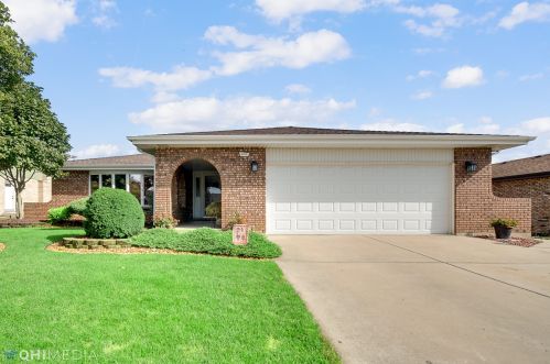 6334 Knollwood Dr, Oak Forest, IL 60452-1750